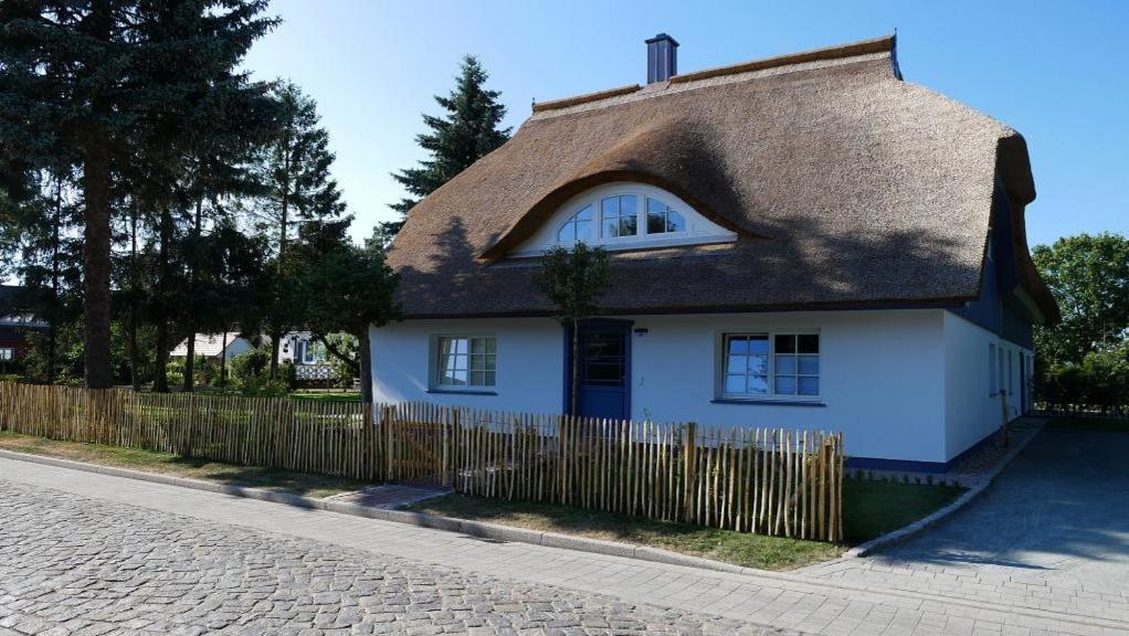 Апартаменты Kapitaenshaus - Boje Борн Экстерьер фото